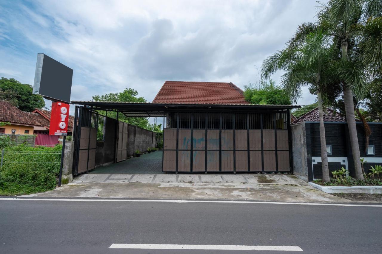 Oyo 2347 Griya Patran Ngabean Exterior foto